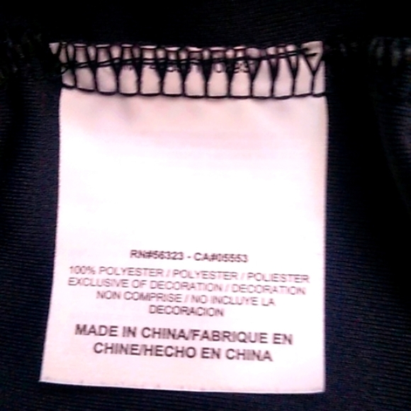 Nike Women's Dri-Fit 3/4 Capris, Black, L - Picture 8 of 9